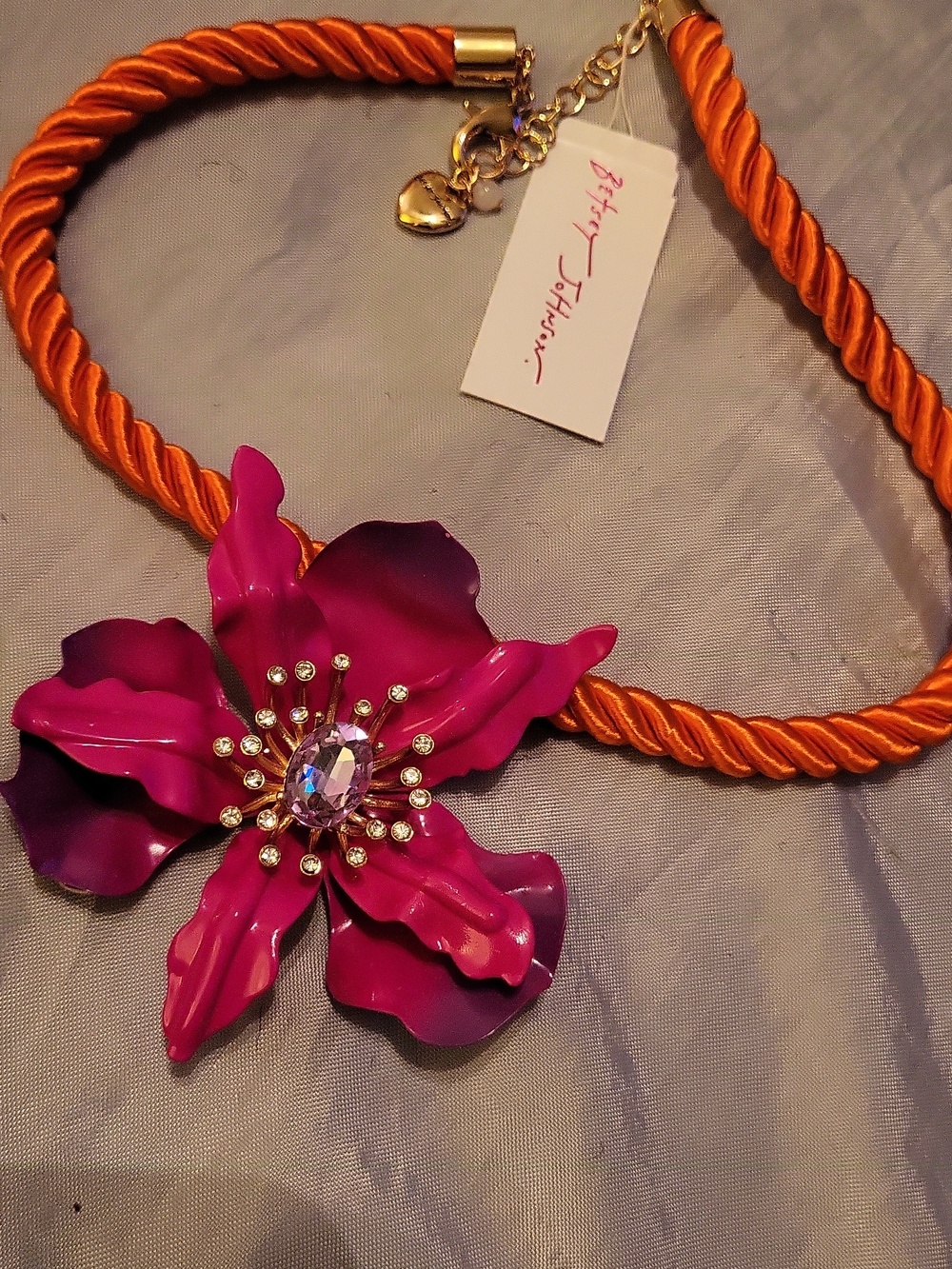 Betsey Johnson Pink Flower Statement Necklace with Orange Rope Bnwt HL - Picture 4 of 7